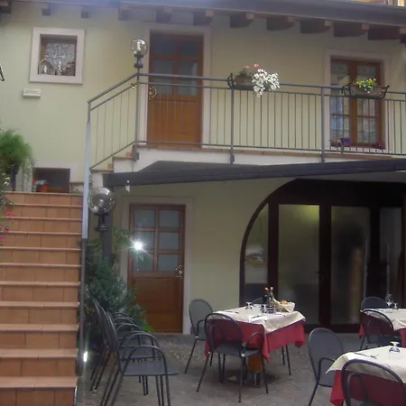 Doria 3* Nago