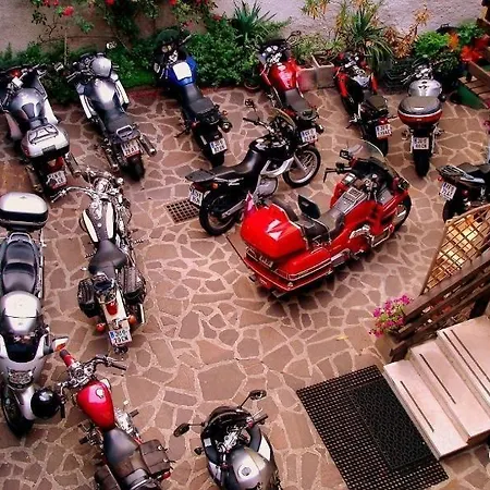Hotel Doria 3*