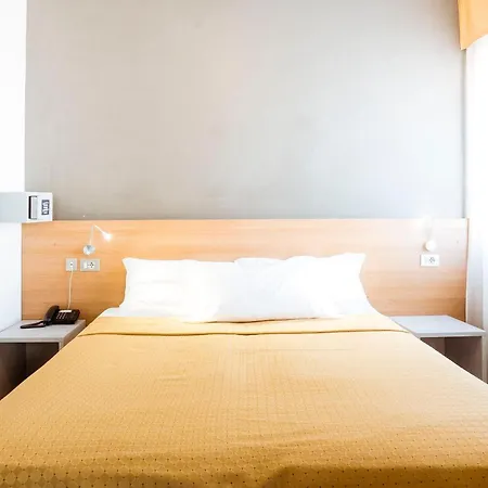 Hotel Doria 3*