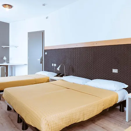 Doria Hotel 3*